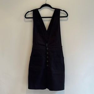 Black women’s fitted dress with adjustable straps